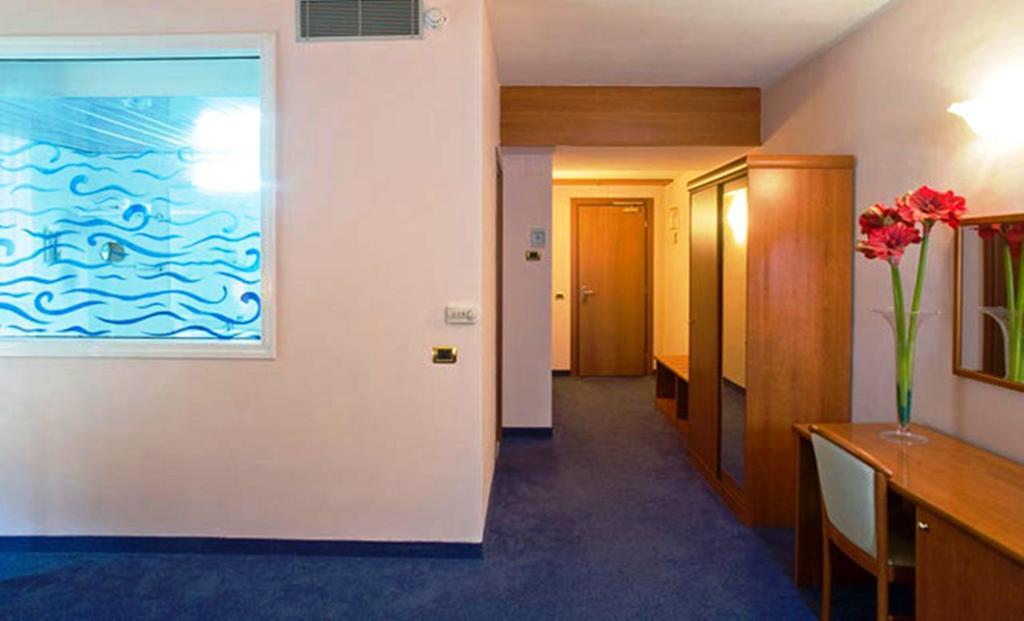 Valdenza Hotel Campegine Екстер'єр фото