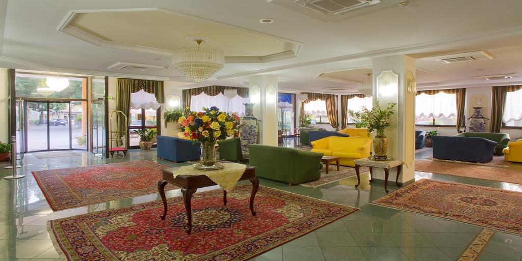 Valdenza Hotel Campegine Екстер'єр фото