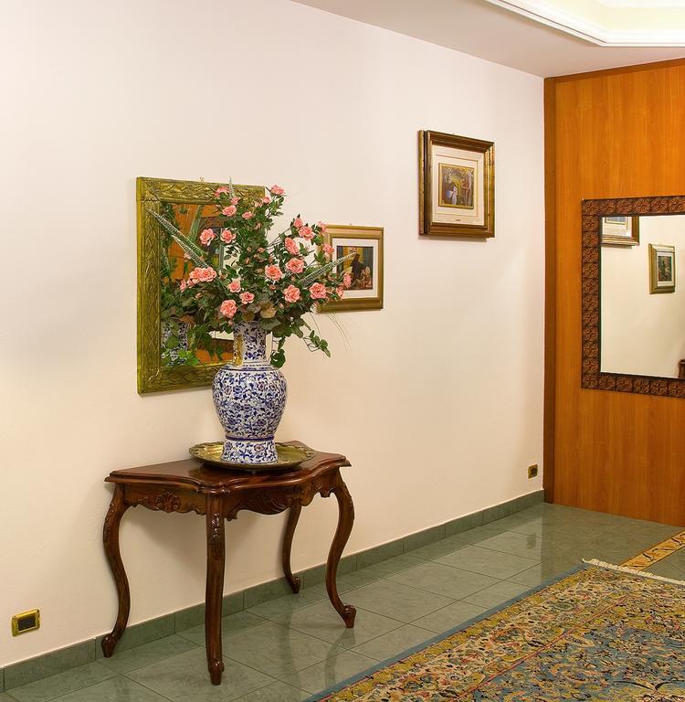 Valdenza Hotel Campegine Екстер'єр фото