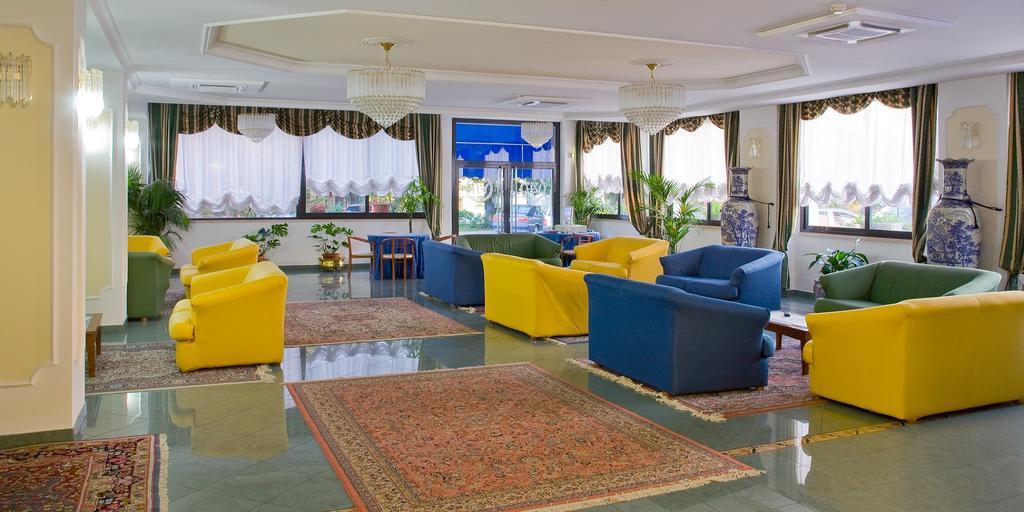 Valdenza Hotel Campegine Екстер'єр фото